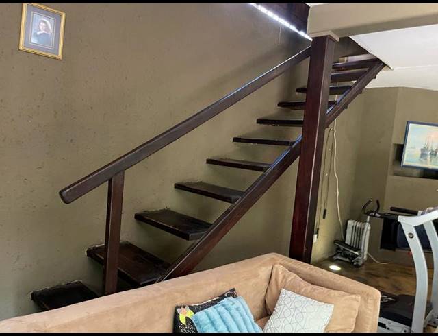 1 BEDROOM PROPERTY TO RENT IN ROODEPOORT